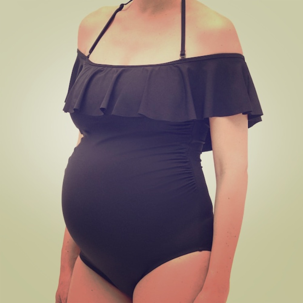 Gap maternity one-piece bathing suit